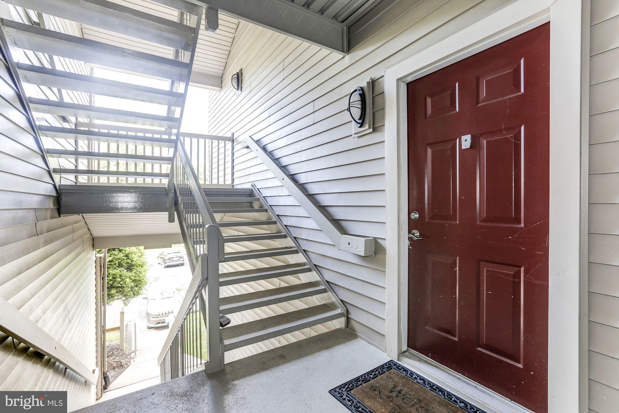 11653 Gas Light, Unit E Reston, VA 20190 - Photo 2 of 19 Exterior (General)