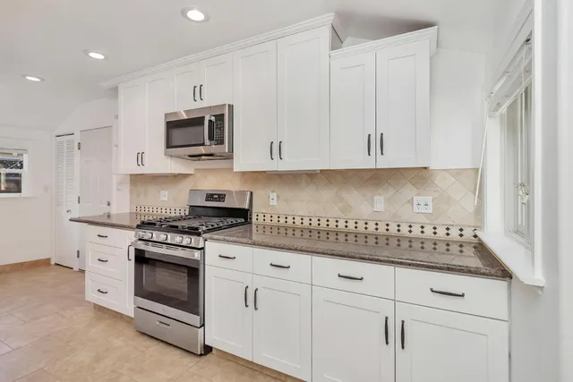 $7,000 | 123 Dunsmuir Way, Menlo Park, CA 94025