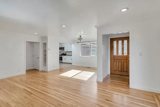 $7,000 | 123 Dunsmuir Way, Menlo Park, CA 94025