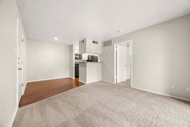 $1,155 | 3111 Parker Lane, Unit 266, Austin, TX 78741