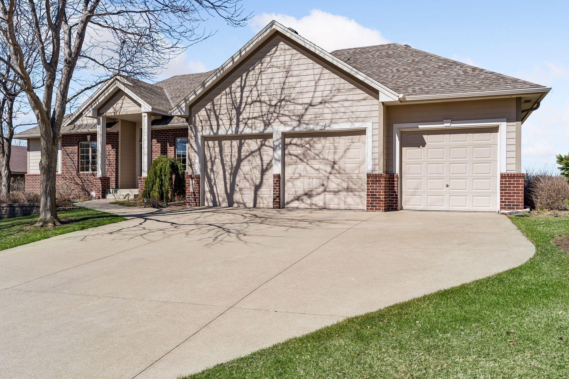 1809 Legacy Drive Faribault, MN 55021 - Photo 3 of 54