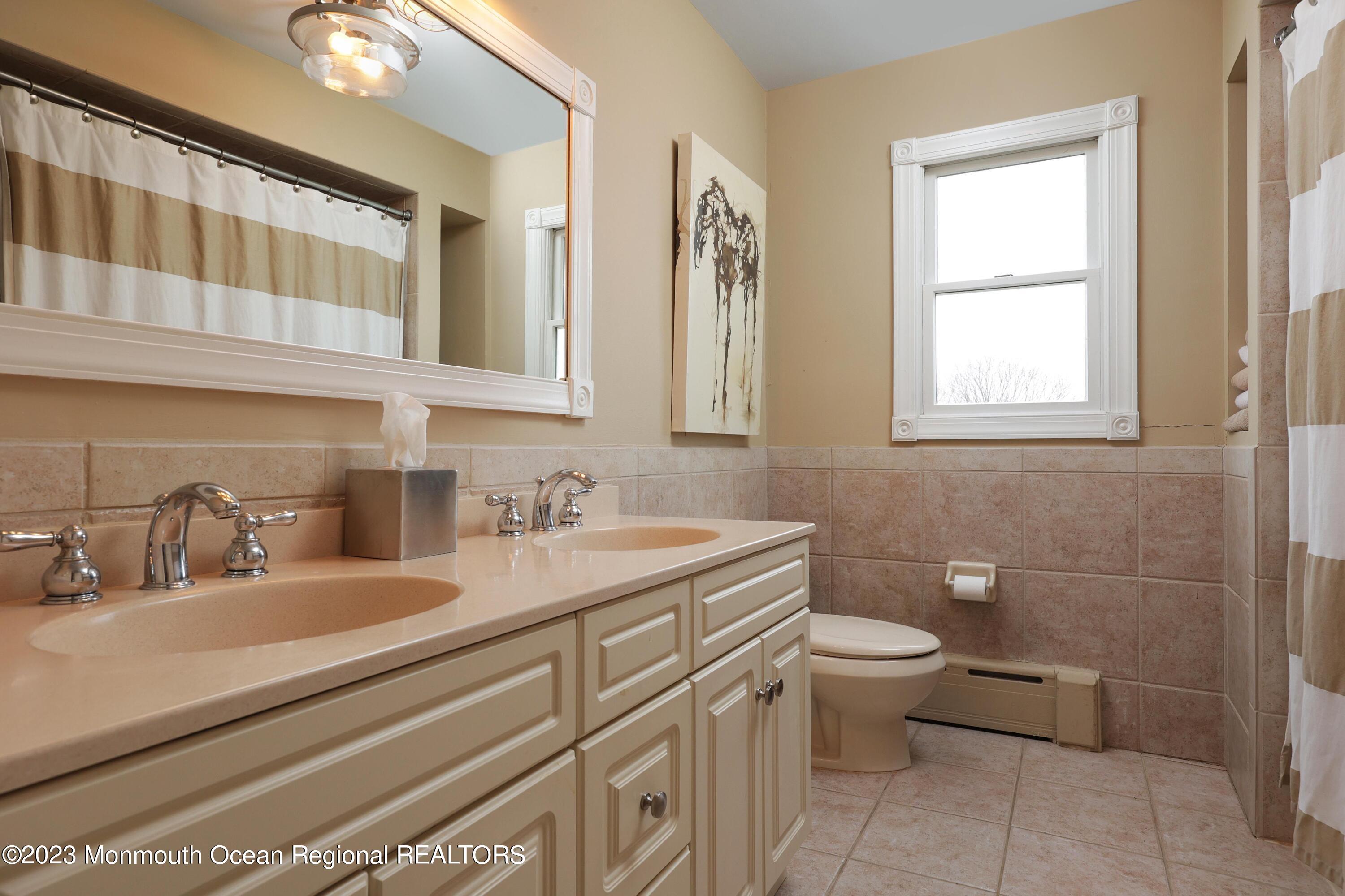 9 Eagle Nest Road Colts Neck, NJ 07722 - Photo 21 of 33 X04ni_mM