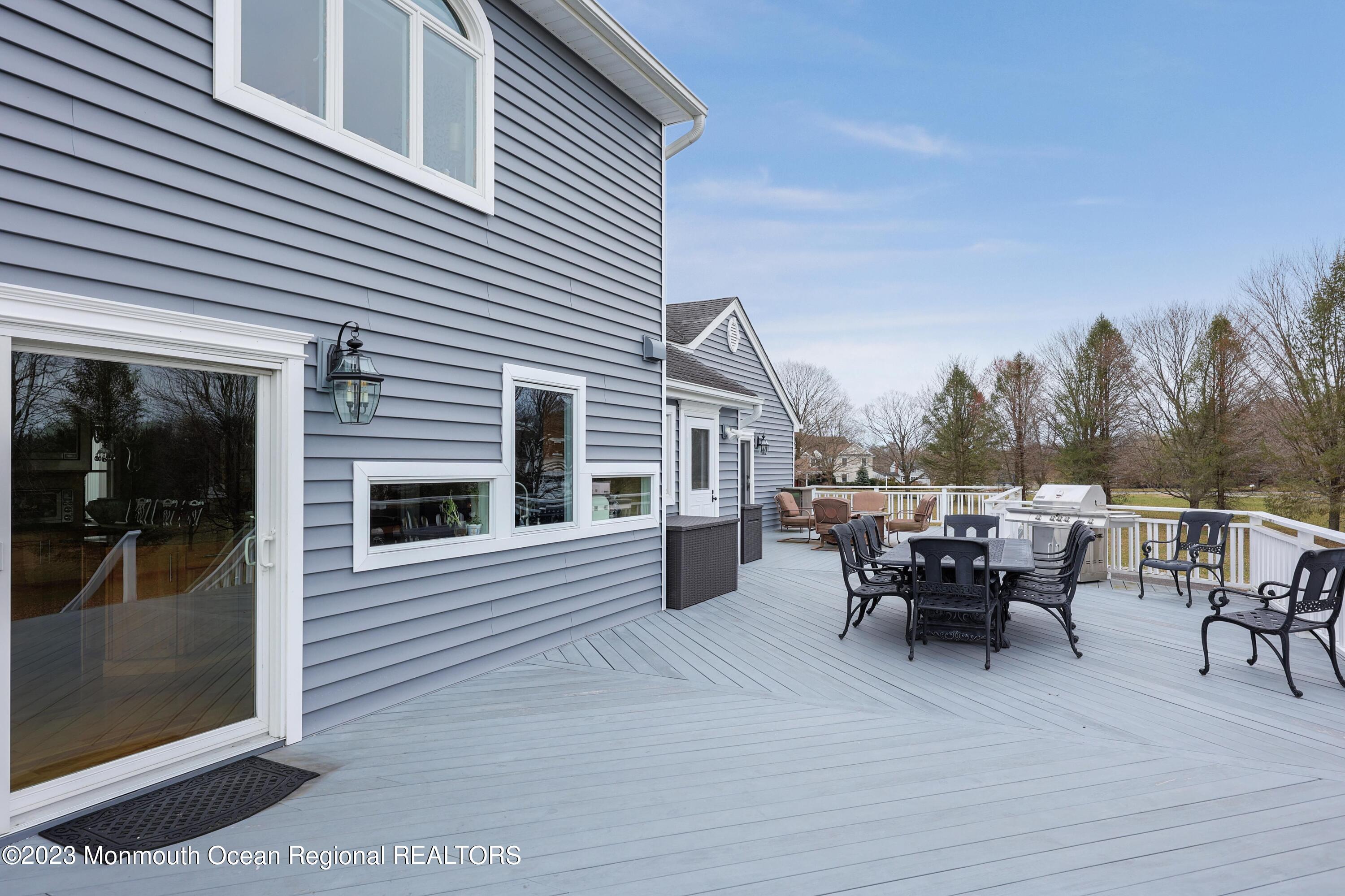 9 Eagle Nest Road Colts Neck, NJ 07722 - Photo 27 of 33 jtpLyhFU