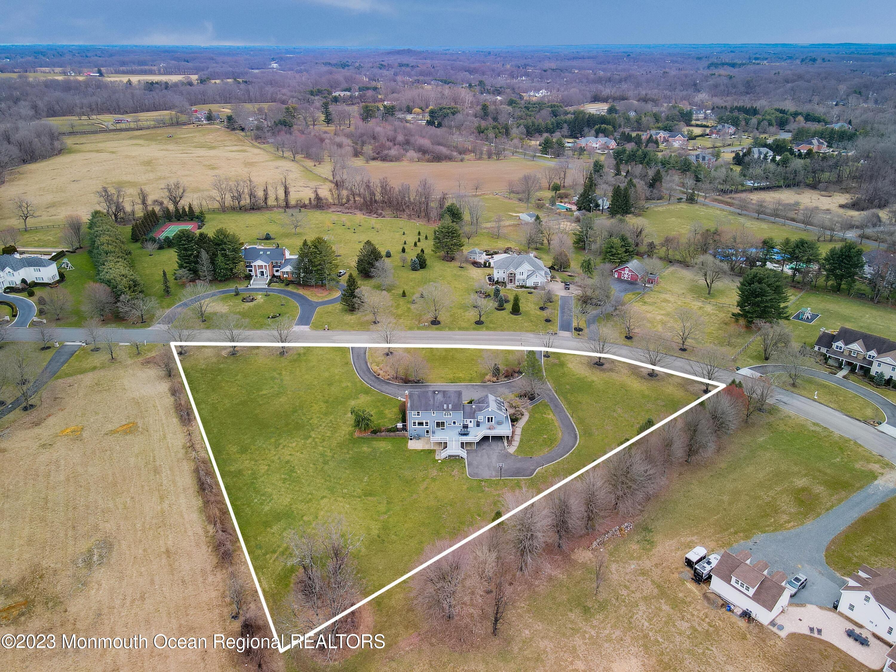 9 Eagle Nest Road Colts Neck, NJ 07722 - Photo 32 of 33 9fSYmSlc