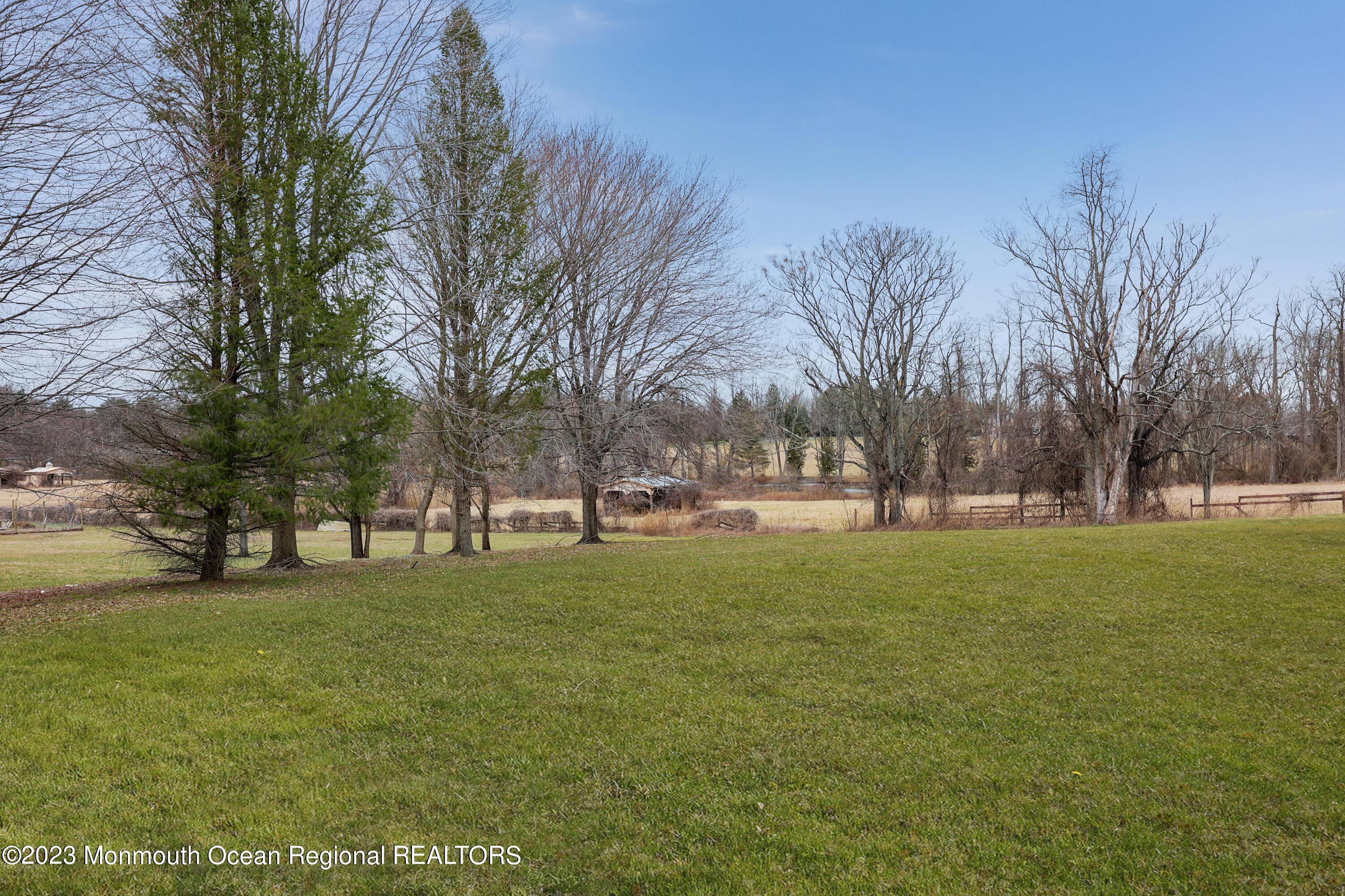 9 Eagle Nest Road Colts Neck, NJ 07722 - Photo 33 of 33 yPkSMQrE