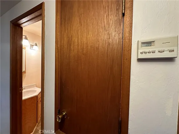 $2,250 | 8260 Orchard Drive, Kelseyville, CA 95451