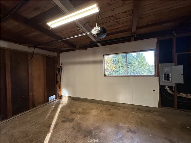 $2,250 | 8260 Orchard Drive, Kelseyville, CA 95451