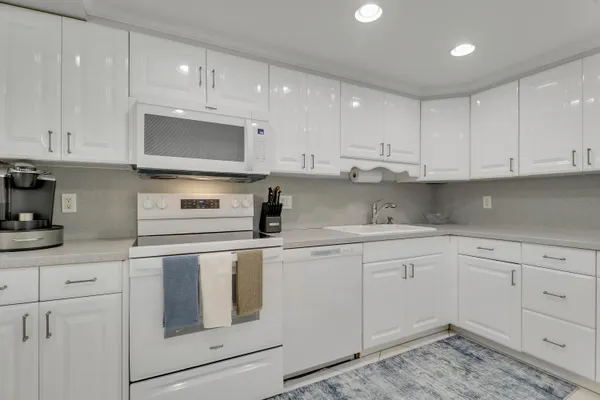$4,500 | 200 Ocean Trail Way, Unit 407, Jupiter, FL 33477