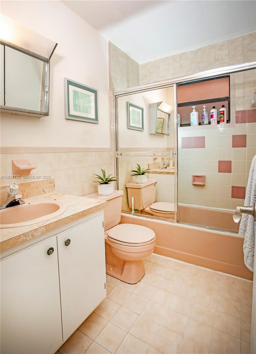 3610 Southwest 14th Street Miami, FL 33145 - Photo 22 of 31