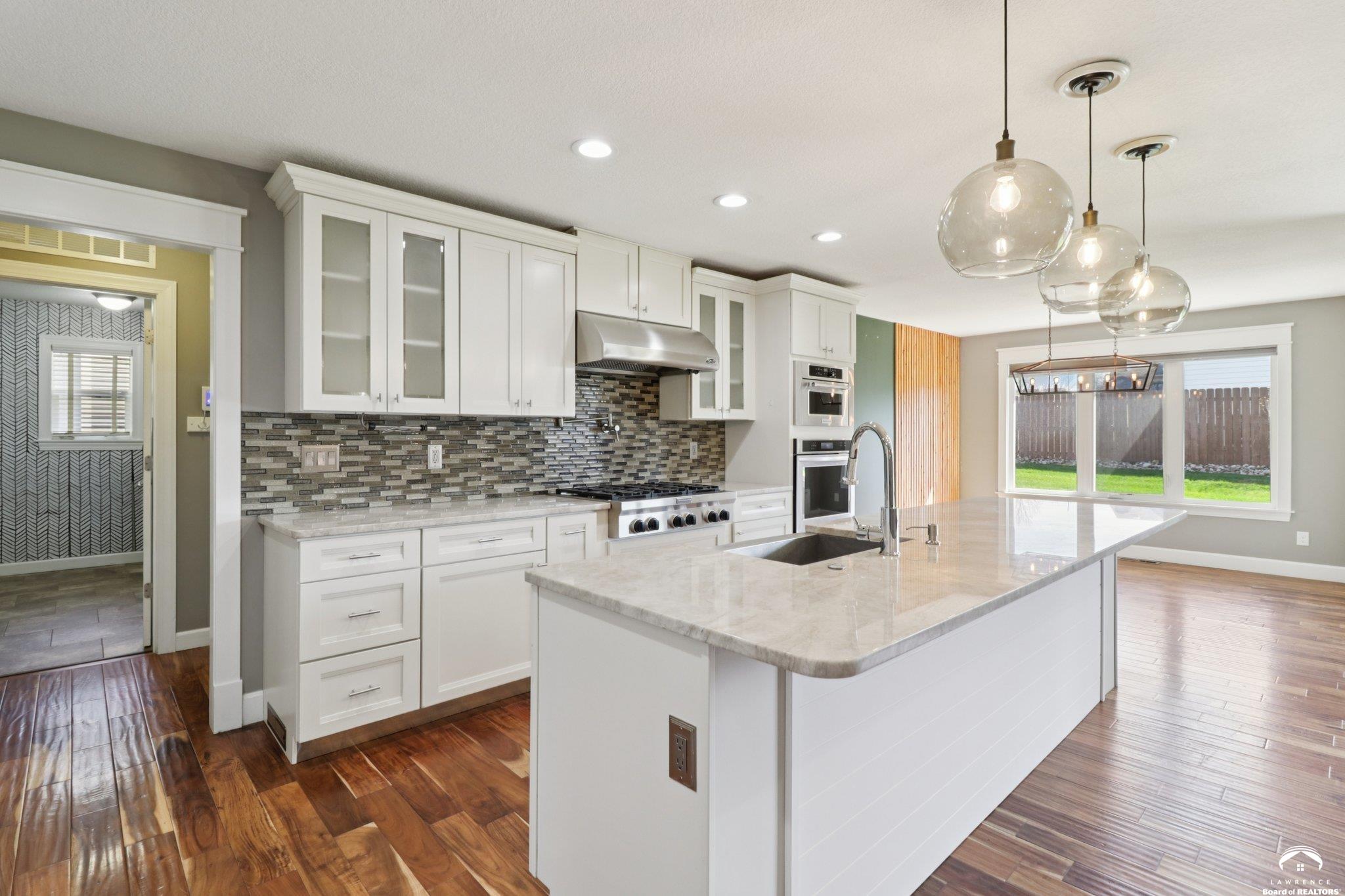 916 Silver Rain Road Lawrence, KS 66049 - Photo 12 of 60
