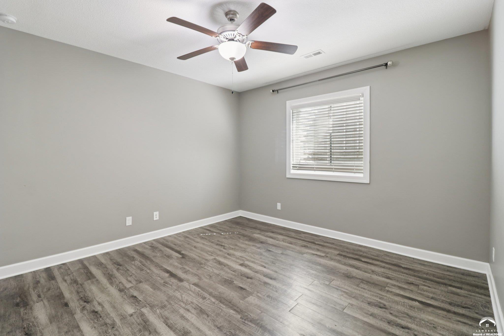 916 Silver Rain Road Lawrence, KS 66049 - Photo 31 of 60