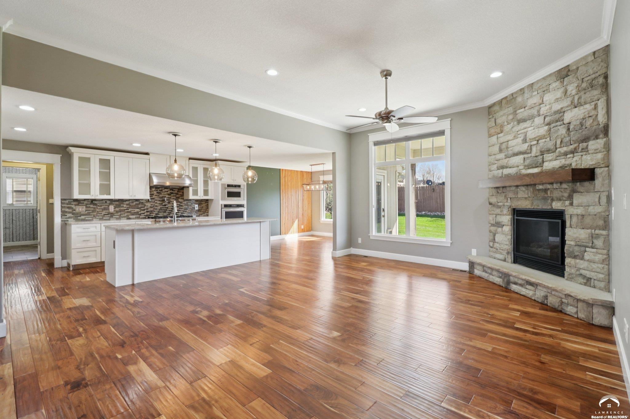 916 Silver Rain Road Lawrence, KS 66049 - Photo 6 of 60