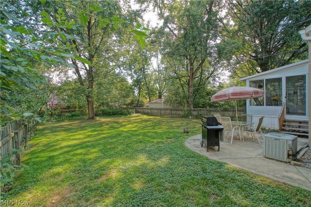 4932 Westbourne Road Cleveland, OH 44124 - Photo 14 of 16