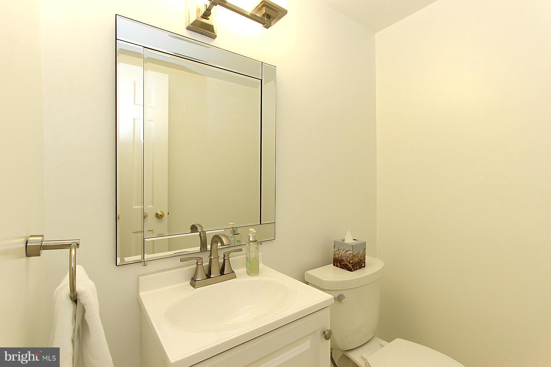 6712 Baron Road McLean, VA 22101 - Photo 12 of 30 Bath