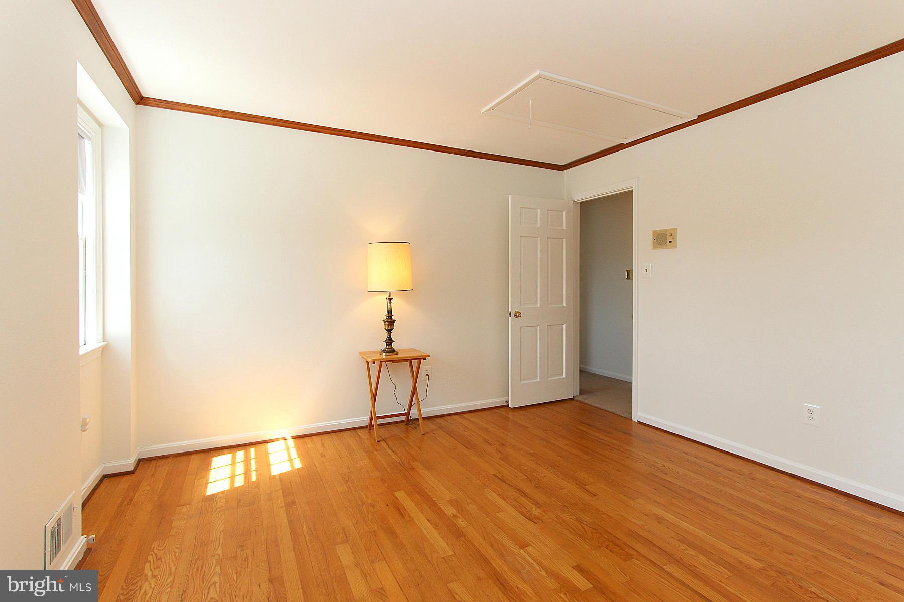 6712 Baron Road McLean, VA 22101 - Photo 21 of 30 Bedroom