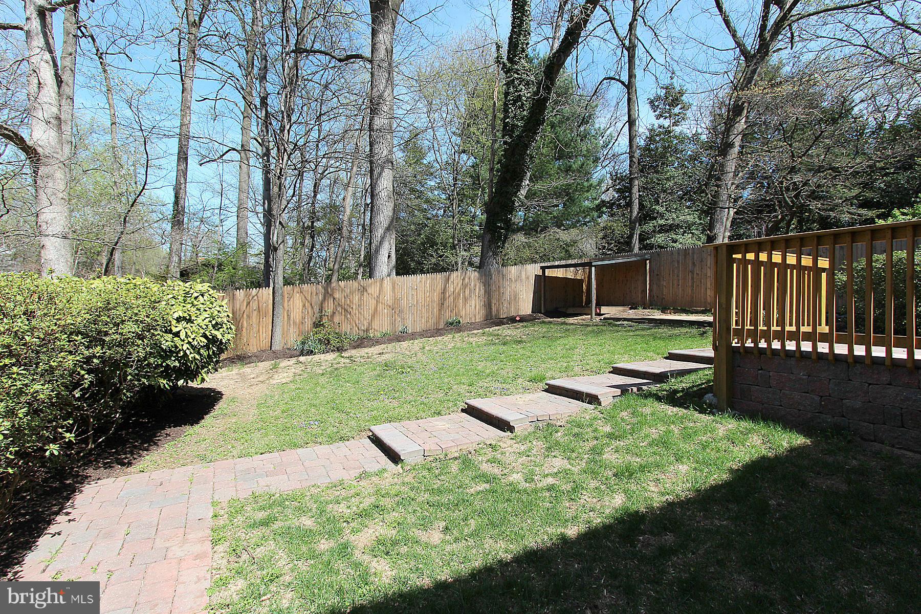 6712 Baron Road McLean, VA 22101 - Photo 29 of 30 Exterior (Rear)