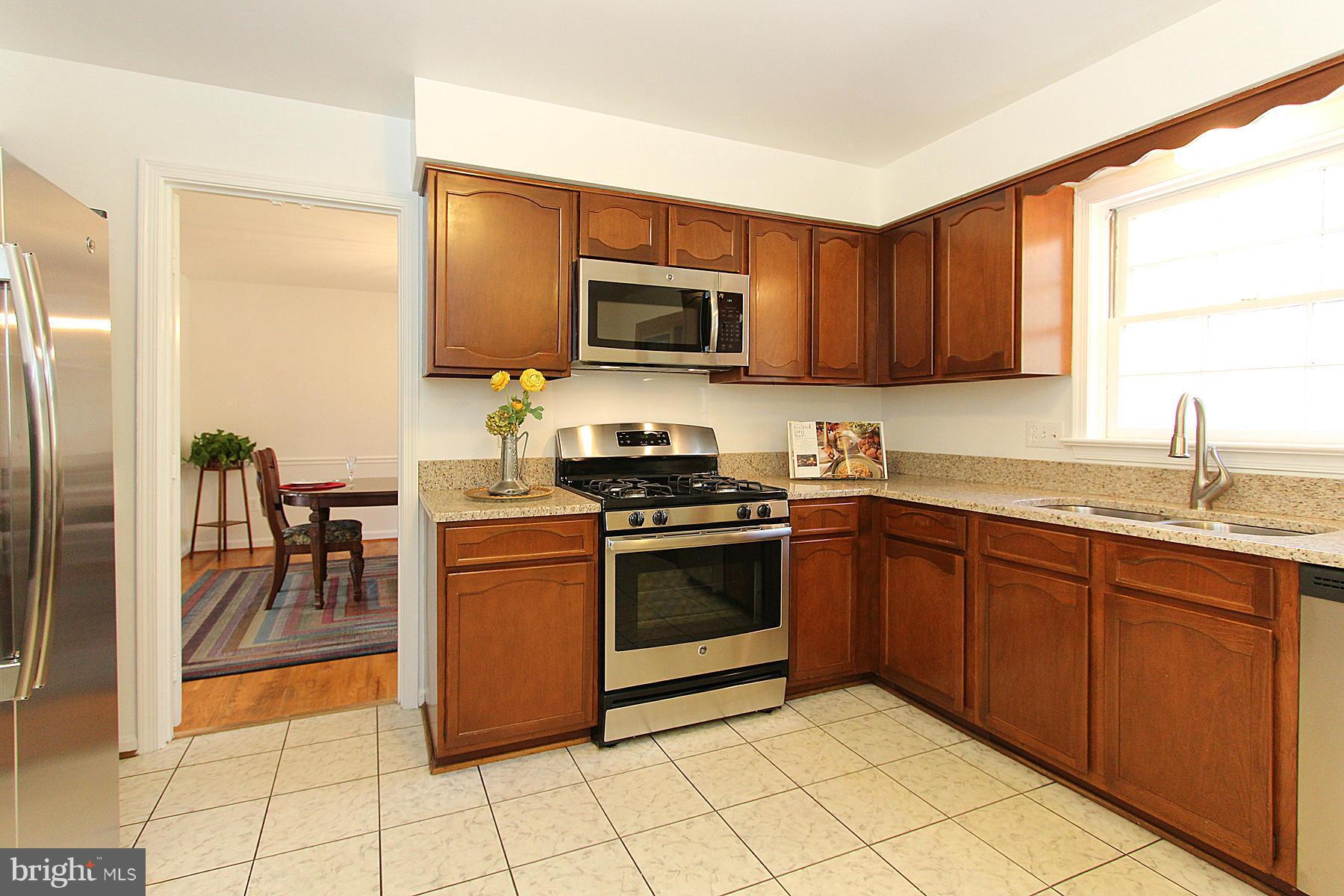 6712 Baron Road McLean, VA 22101 - Photo 7 of 30 Kitchen