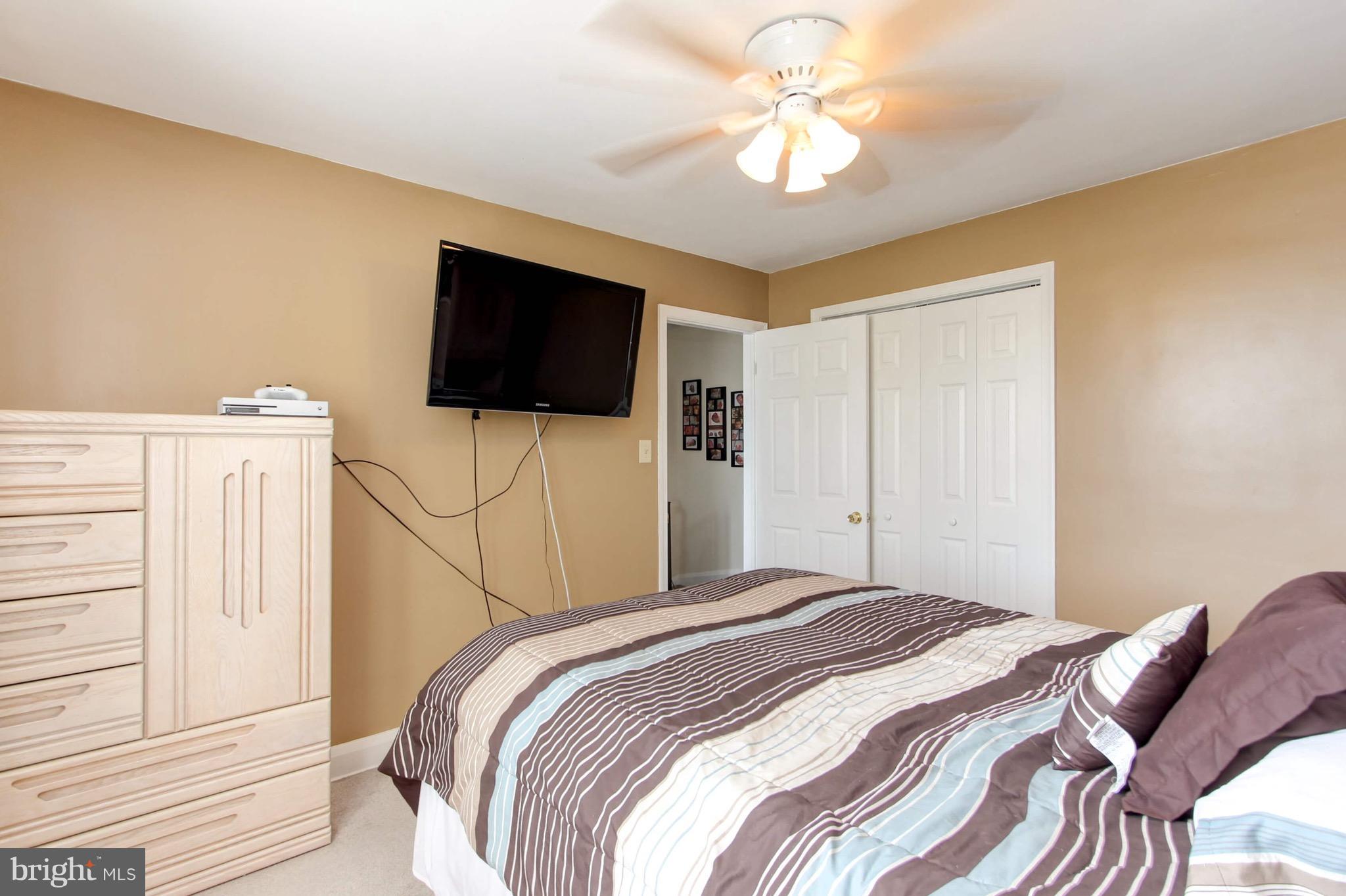 176 Cherrydell Road Baltimore, MD 21228 - Photo 18 of 30 Bedroom (Master)