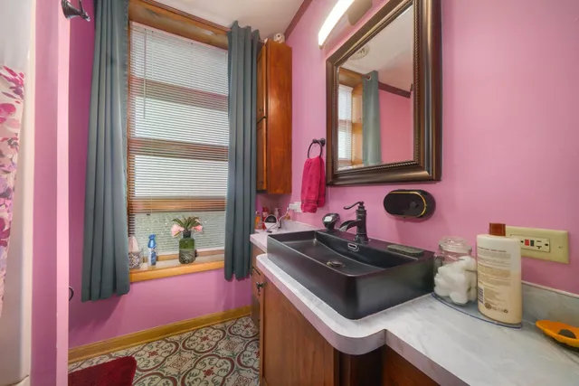 $790,000 | 709 Franklin Street, Oregon, IL 61061