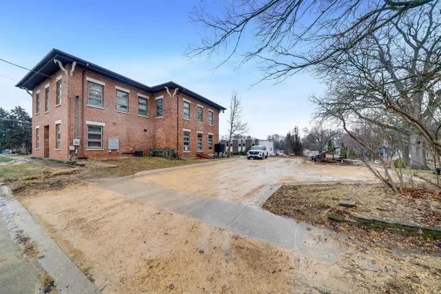 $790,000 | 709 Franklin Street, Oregon, IL 61061