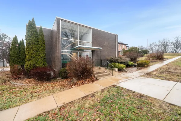 $790,000 | 709 Franklin Street, Oregon, IL 61061