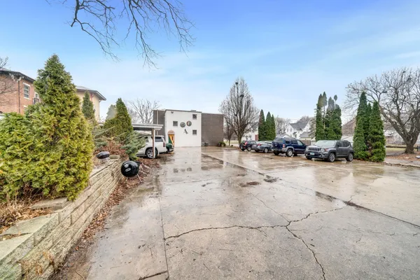 $790,000 | 709 Franklin Street, Oregon, IL 61061