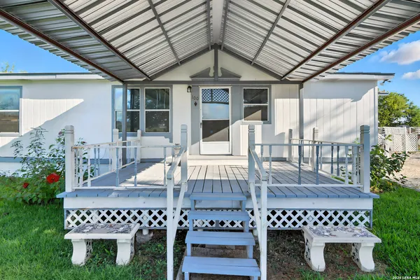 $270,000 | 100 Park Meadow Drive, Cibolo, TX 78108