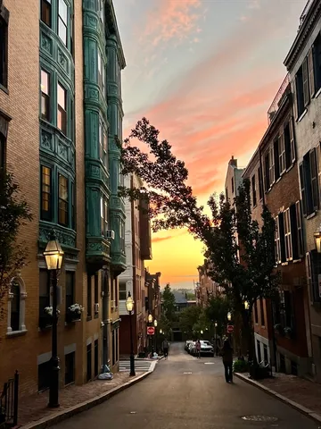 $2,300 | 101 Myrtle Street, Unit A, Boston, MA 02114