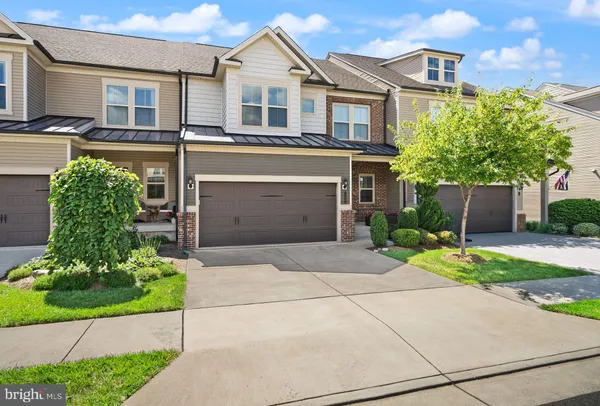 $875,000 | 19847 Silvery Blue Terrace, Ashburn, VA 20147