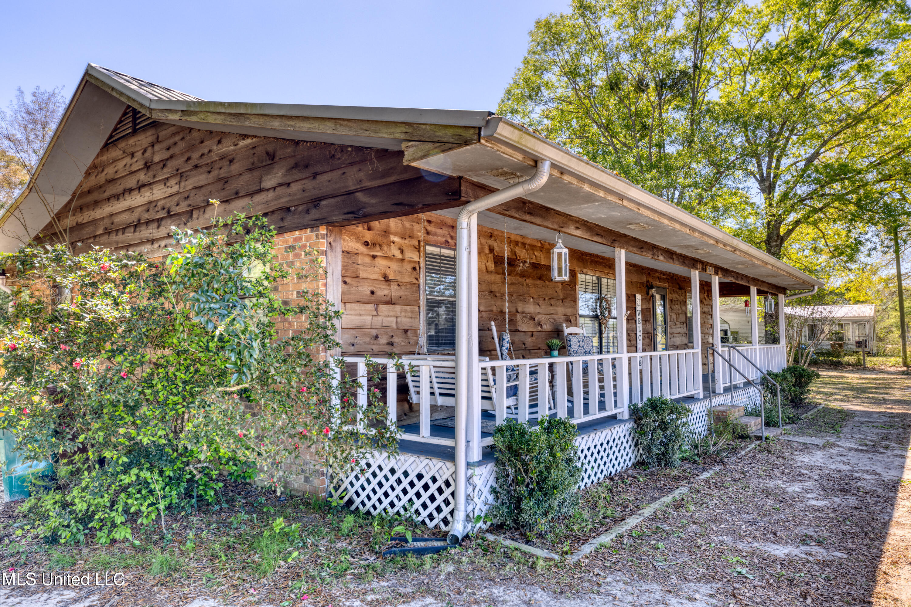 20510 Pullen Road Saucier, MS 39574 - Photo 4 of 42 front of home 5