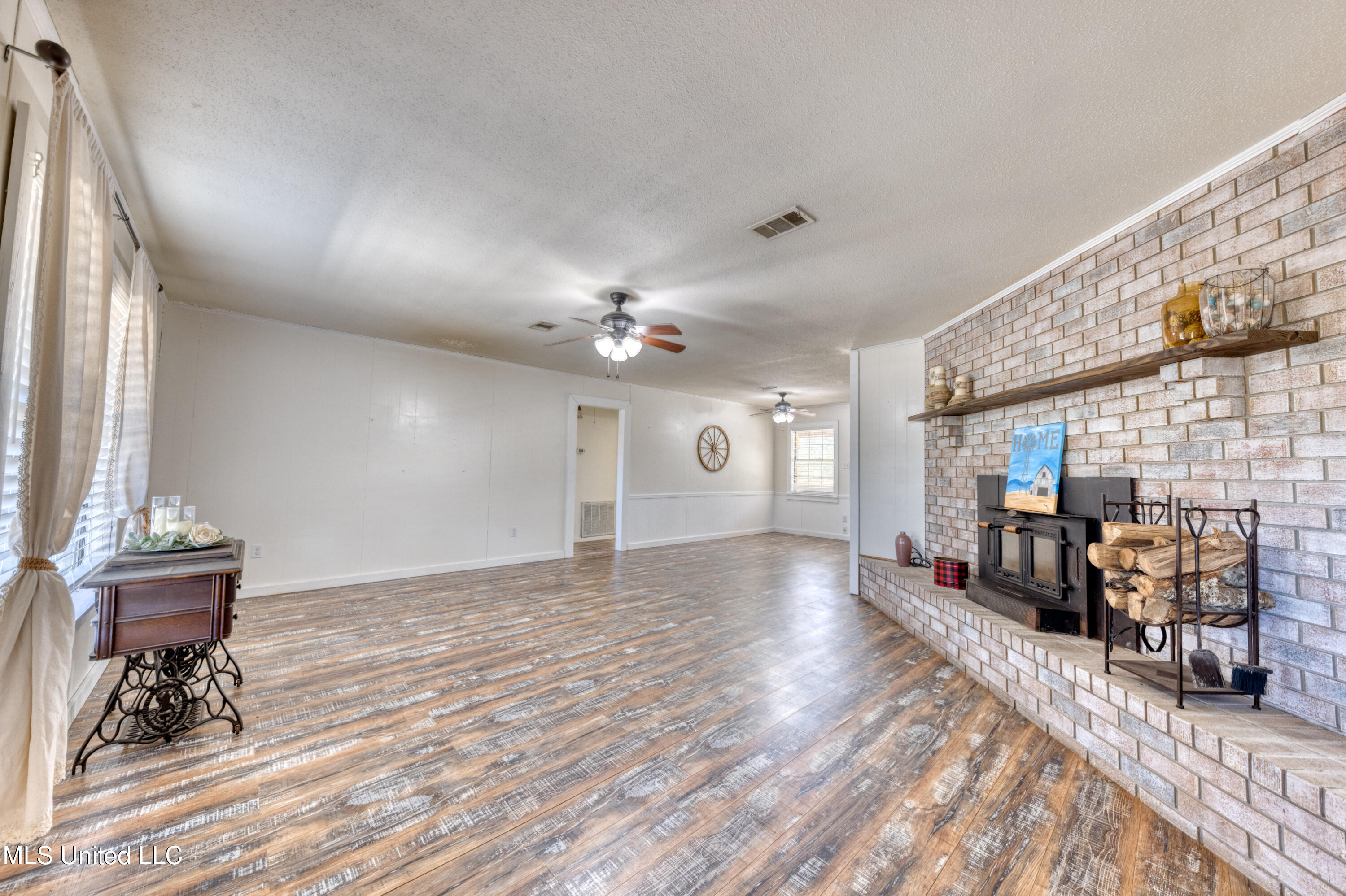 20510 Pullen Road Saucier, MS 39574 - Photo 7 of 42 living room 1