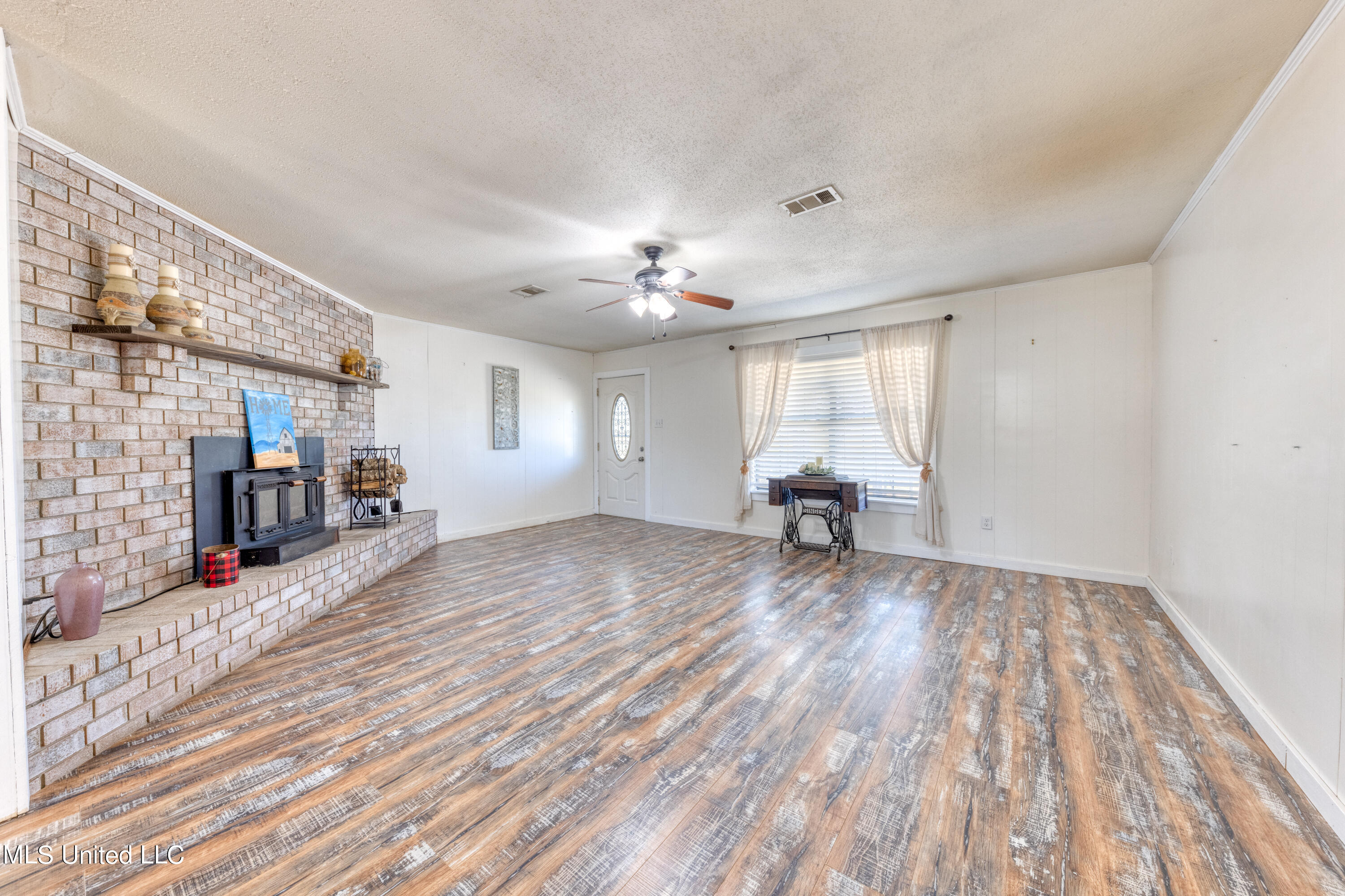 20510 Pullen Road Saucier, MS 39574 - Photo 9 of 42 living room 2