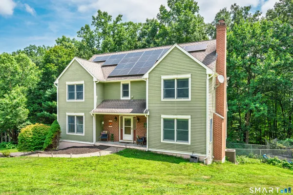 $529,900 | 85 Wildewood Run, Bristol, CT 06010