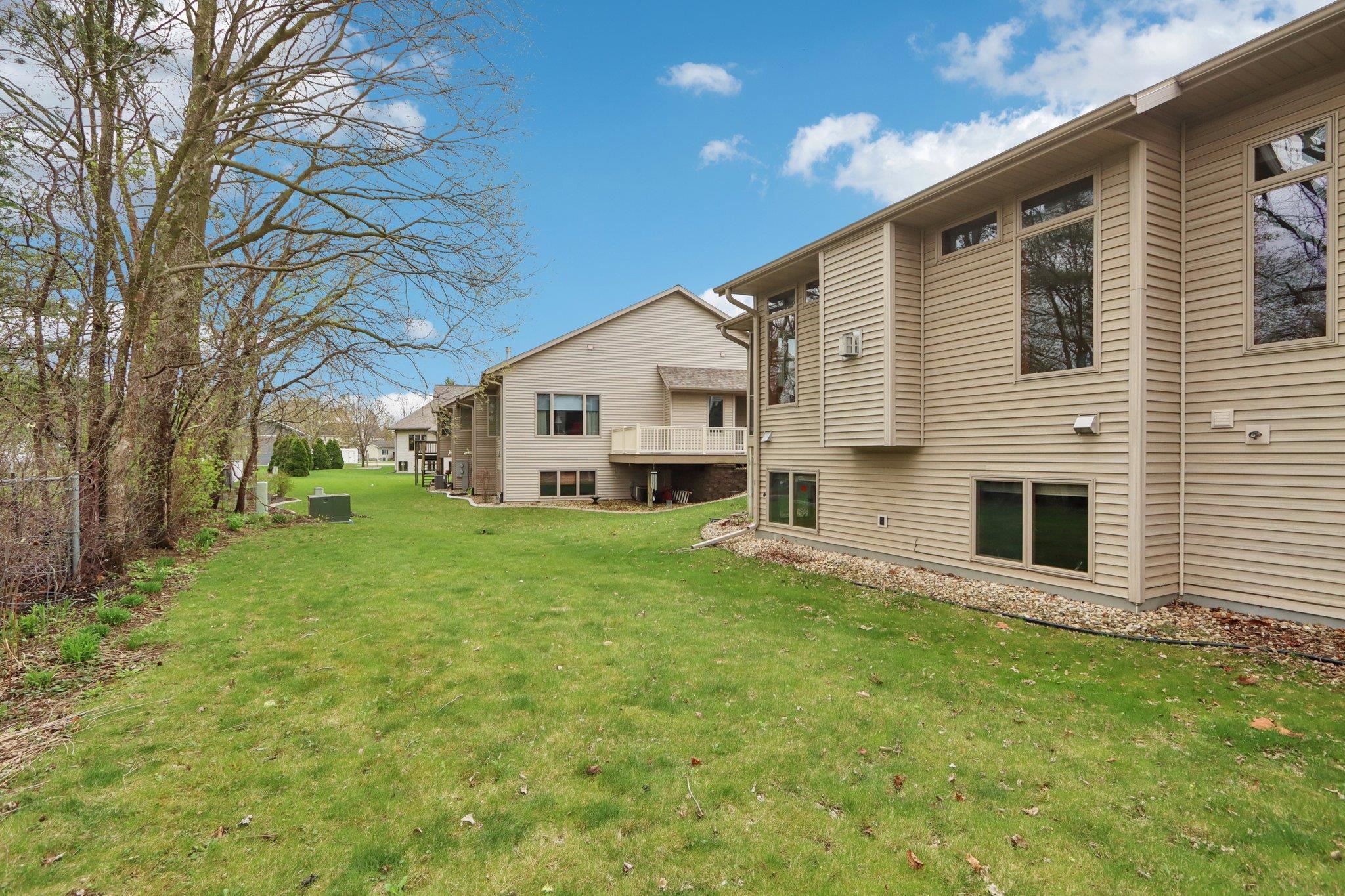 734 8th Street Prairie du Sac, WI 53578 - Photo 46 of 59
