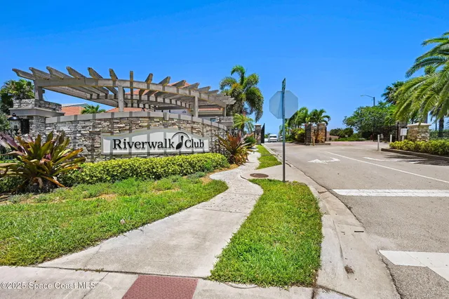 $2,500 | 1475 Isabella Drive, Unit 101, Melbourne, FL 32935