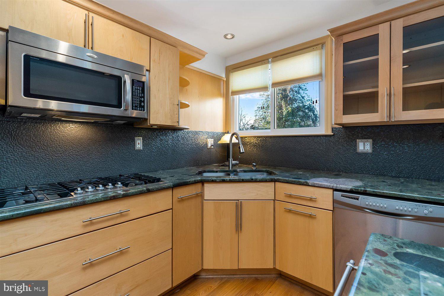 1440 Providence Road Towson, MD 21286 - Photo 12 of 42 Kitchen