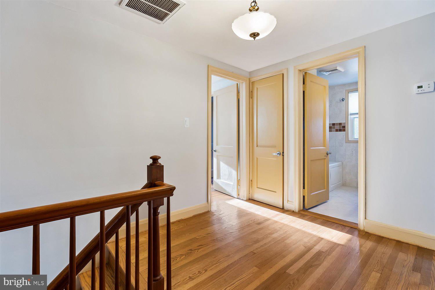1440 Providence Road Towson, MD 21286 - Photo 21 of 42 Upper Level Landing