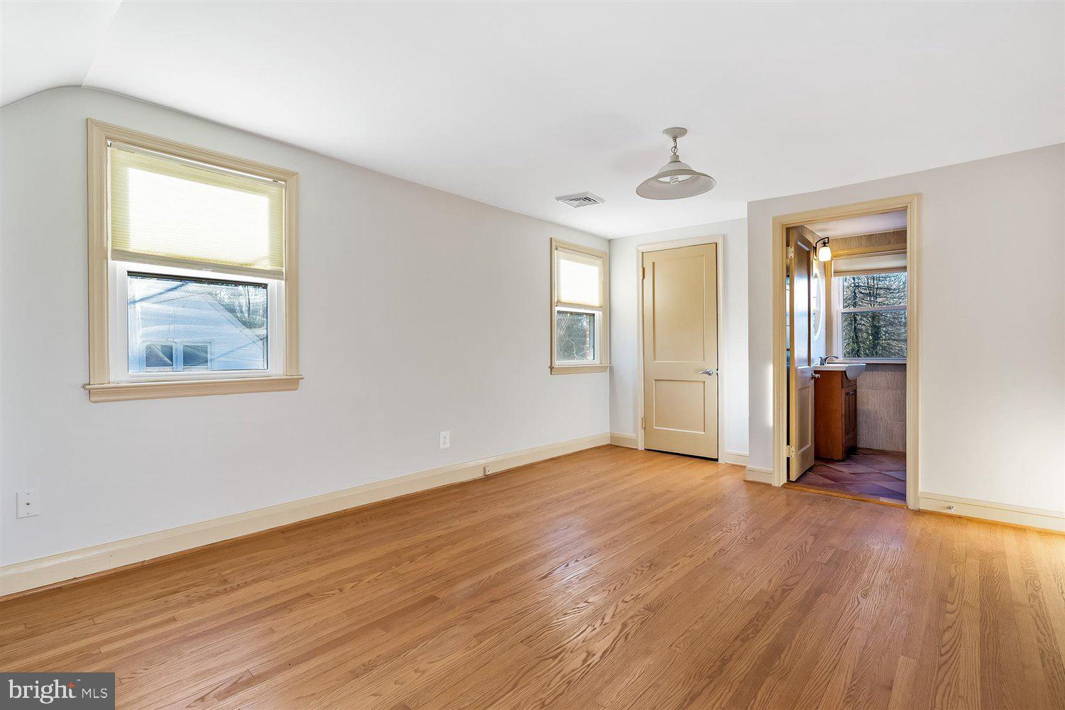 1440 Providence Road Towson, MD 21286 - Photo 28 of 42 Master Bedroom Upper Level