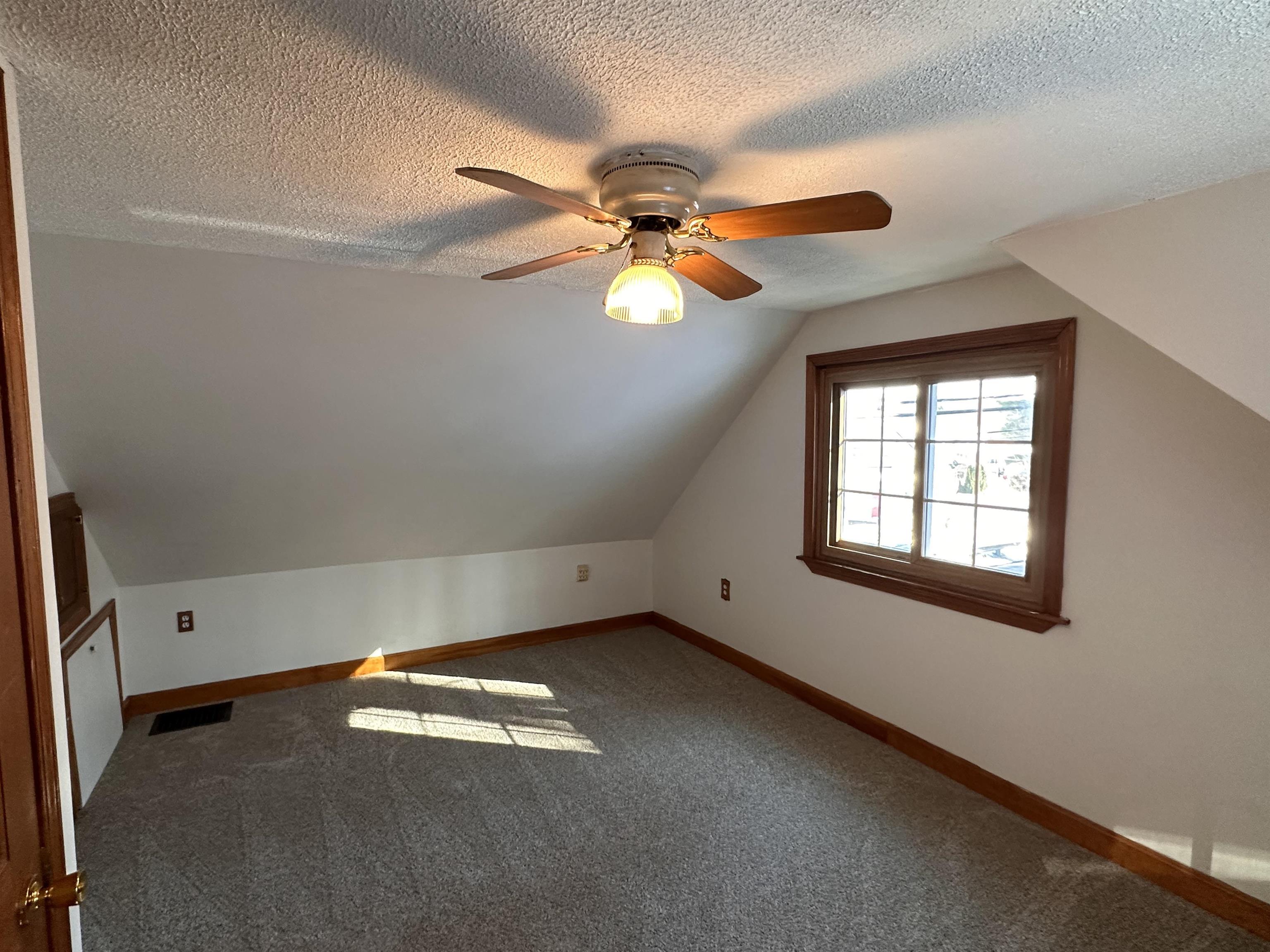464 West River Road Hooksett, NH 03106 - Photo 14 of 25 Gallery Image 14