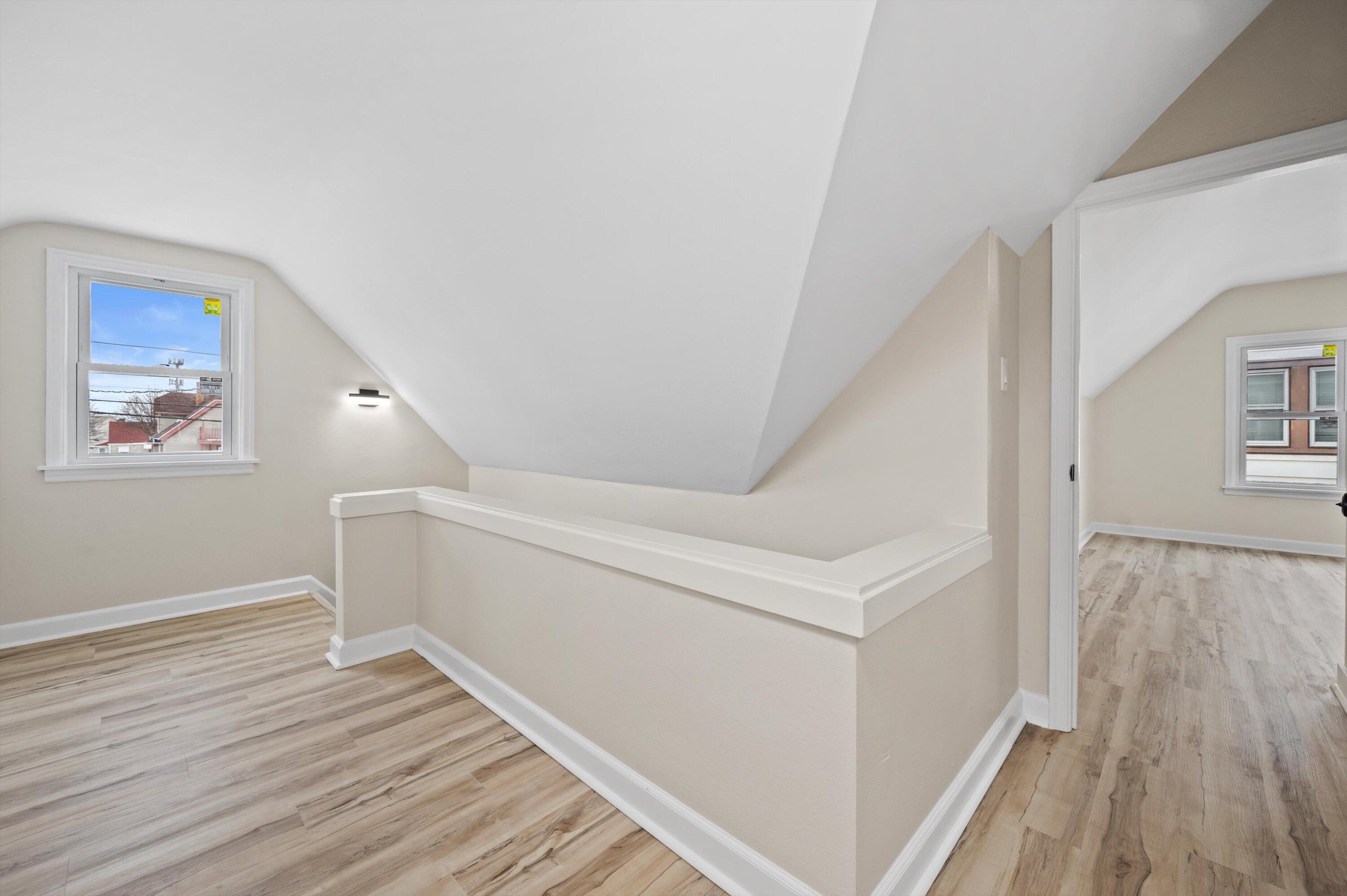 3525 South 19th Street Milwaukee, WI 53221 - Photo 18 of 29 13-DSC0246