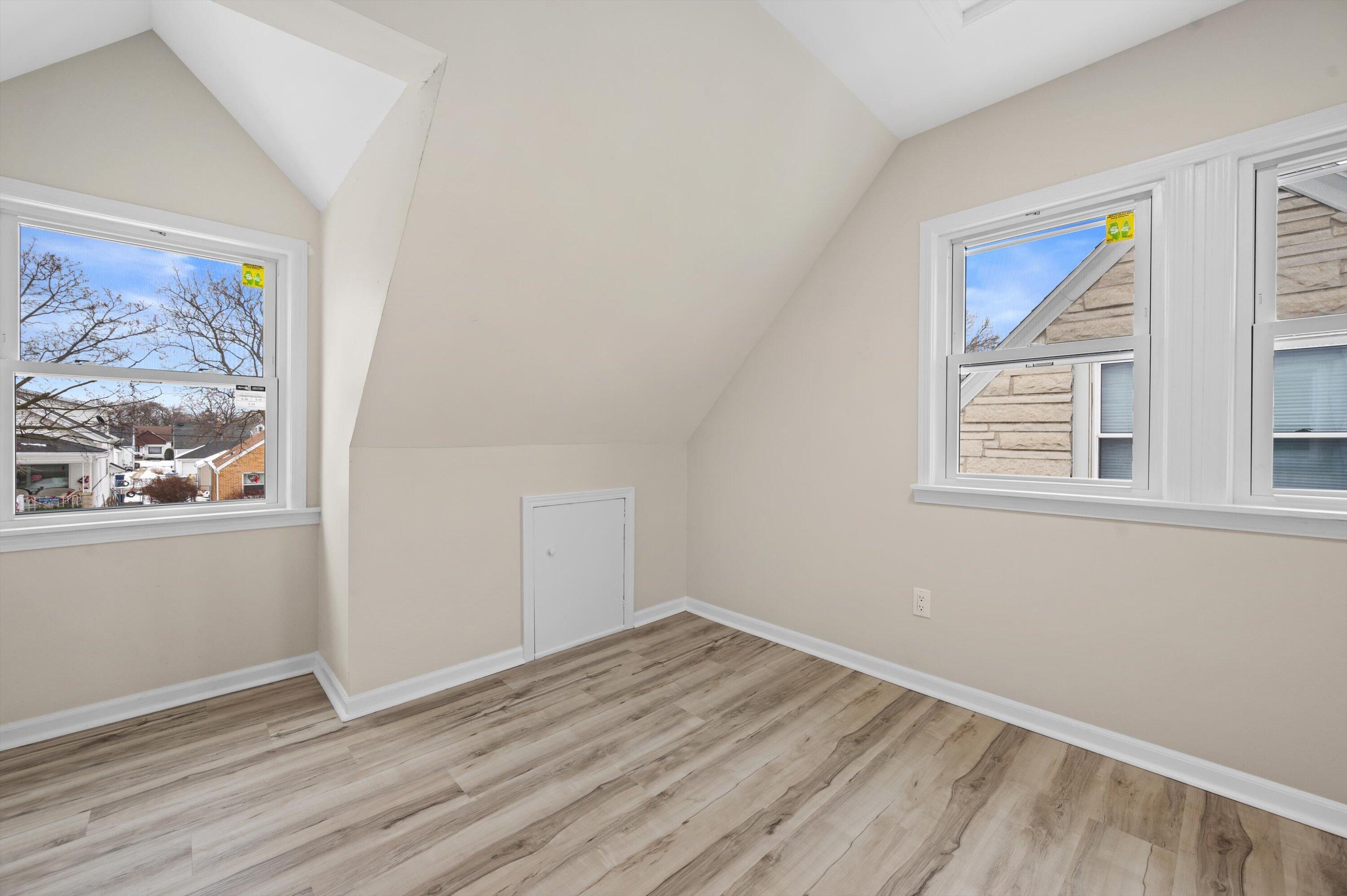 3525 South 19th Street Milwaukee, WI 53221 - Photo 19 of 29 14-DSC0249