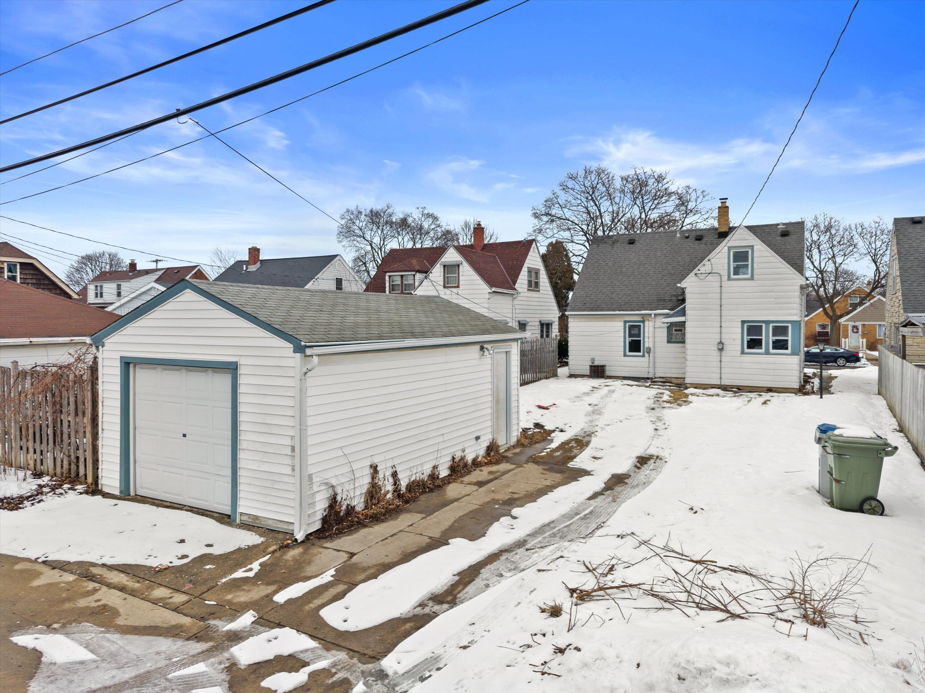 3525 South 19th Street Milwaukee, WI 53221 - Photo 6 of 29 29-DJI_20260209143148_0171_D