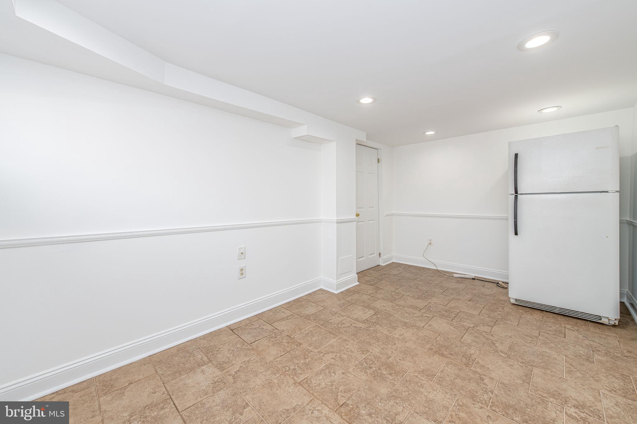 3138 Olympia Place Philadelphia, PA 19145 - Photo 23 of 24 2nd refridge remains / LL