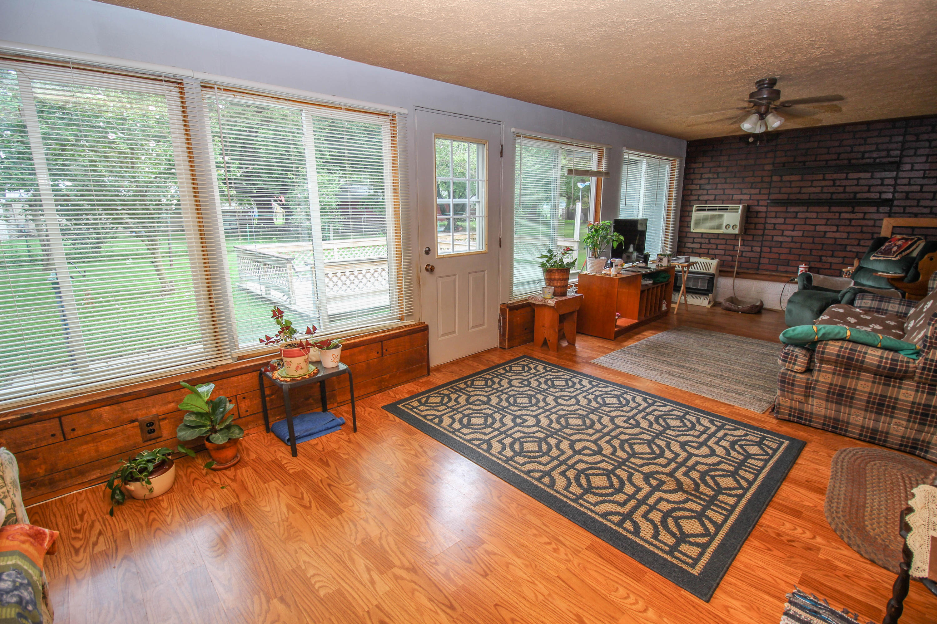 430 8th Avenue Three Rivers, MI 49093 - Photo 13 of 17 Eighth (18 of 19)