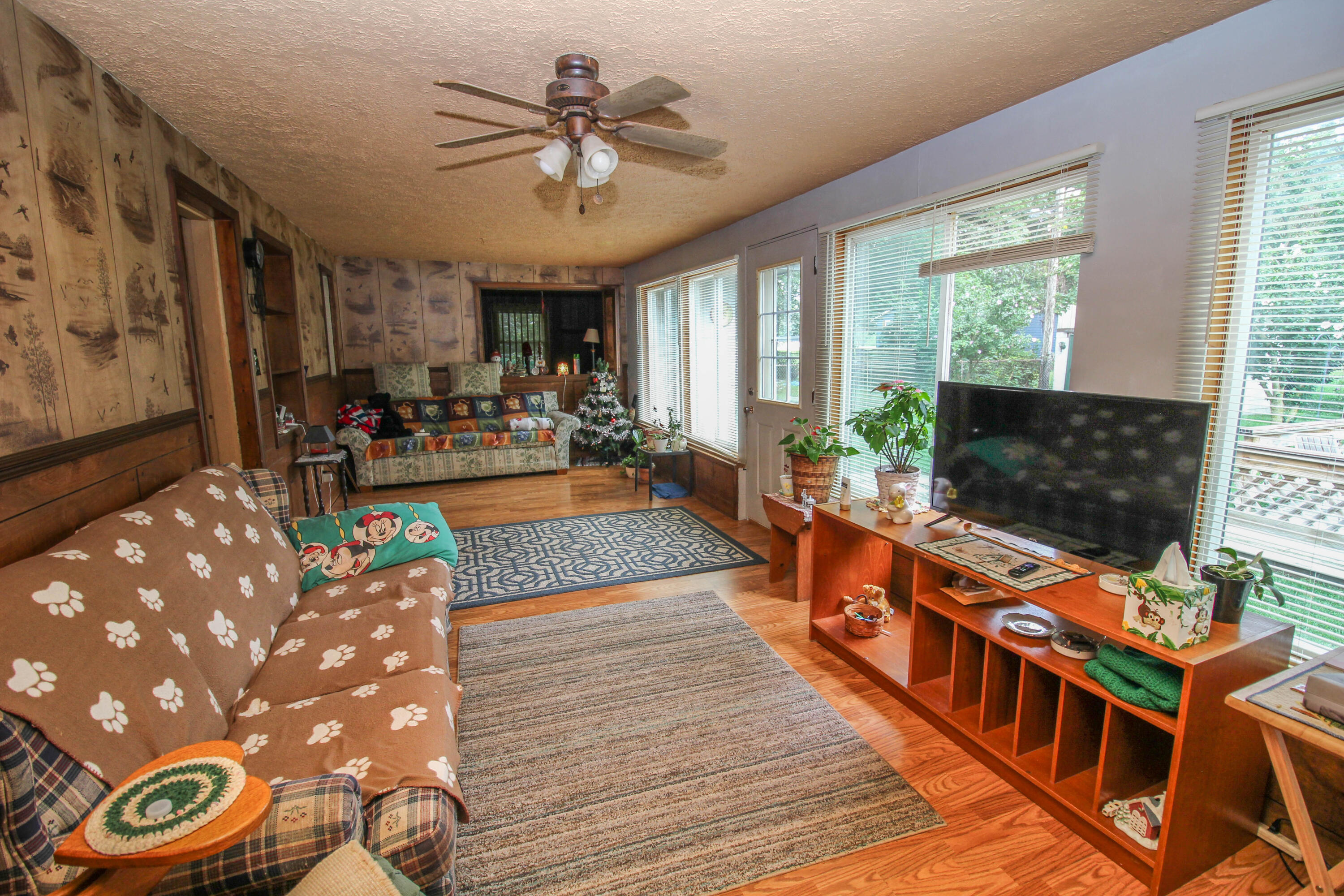 430 8th Avenue Three Rivers, MI 49093 - Photo 14 of 17 Eighth (19 of 19)