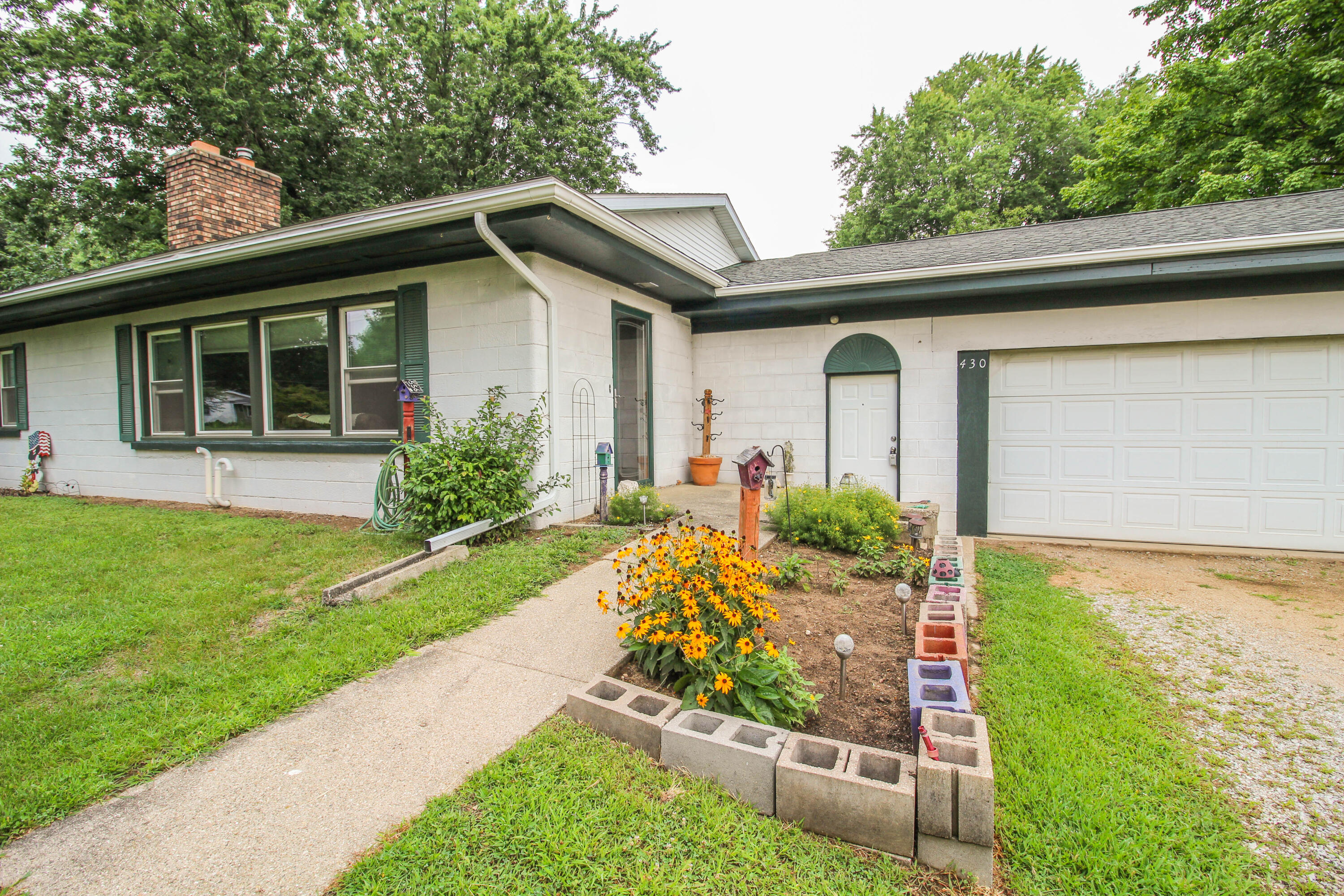 430 8th Avenue Three Rivers, MI 49093 - Photo 2 of 17 Eighth (3 of 19)