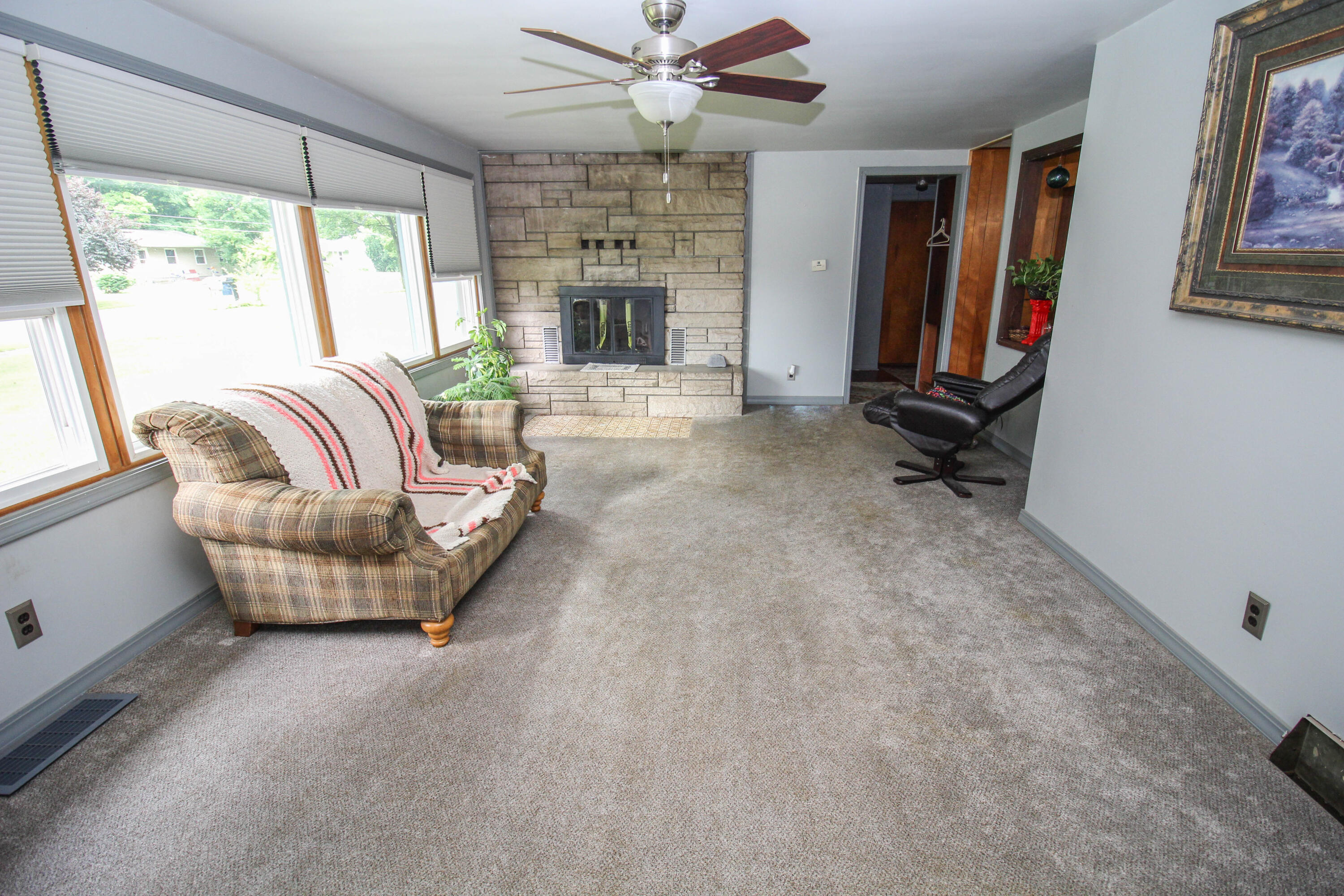 430 8th Avenue Three Rivers, MI 49093 - Photo 9 of 17 Eighth (11 of 19)