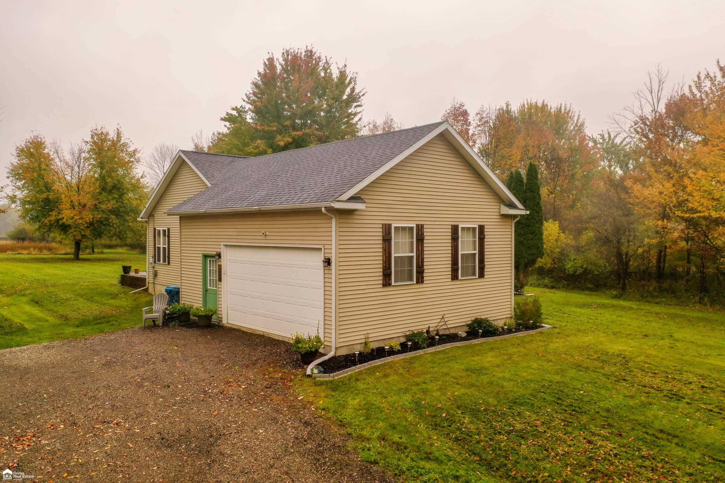 6228 Smith Road Linden, MI 48451 - Photo 27 of 39