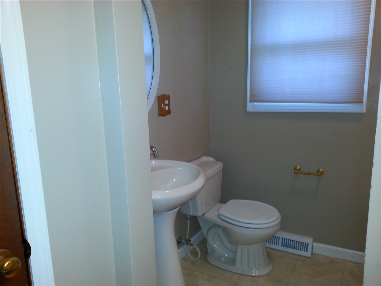 1047 High Street Decatur, IN 46733 - Photo 4 of 13