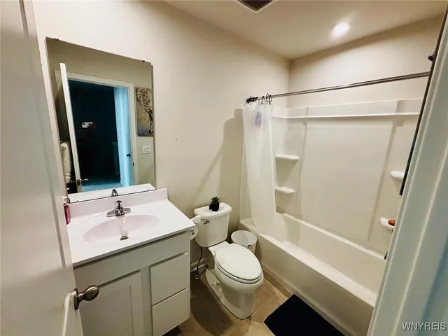 $2,580 | 107 Grant Boulevard, West Seneca, NY 14218